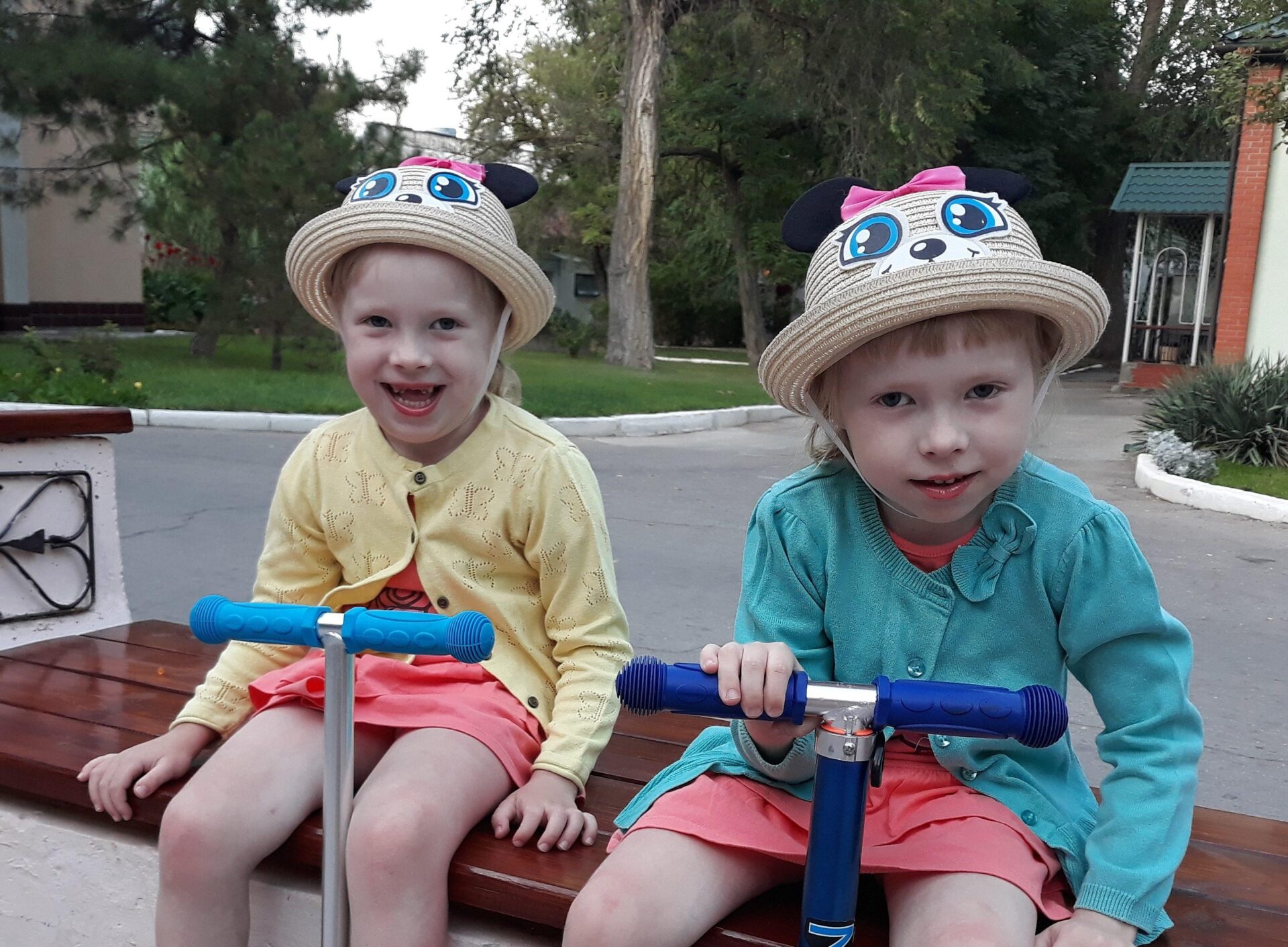 Вантеевы Софья и Елизавета — фото 1