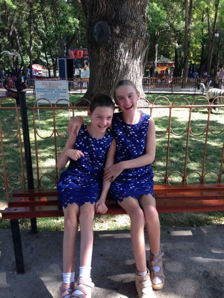 Первак Анна и Анастасия — фото 1
