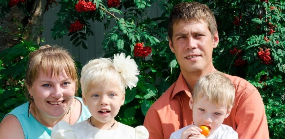 Лебедевы Тимофей и Арина — фото 1