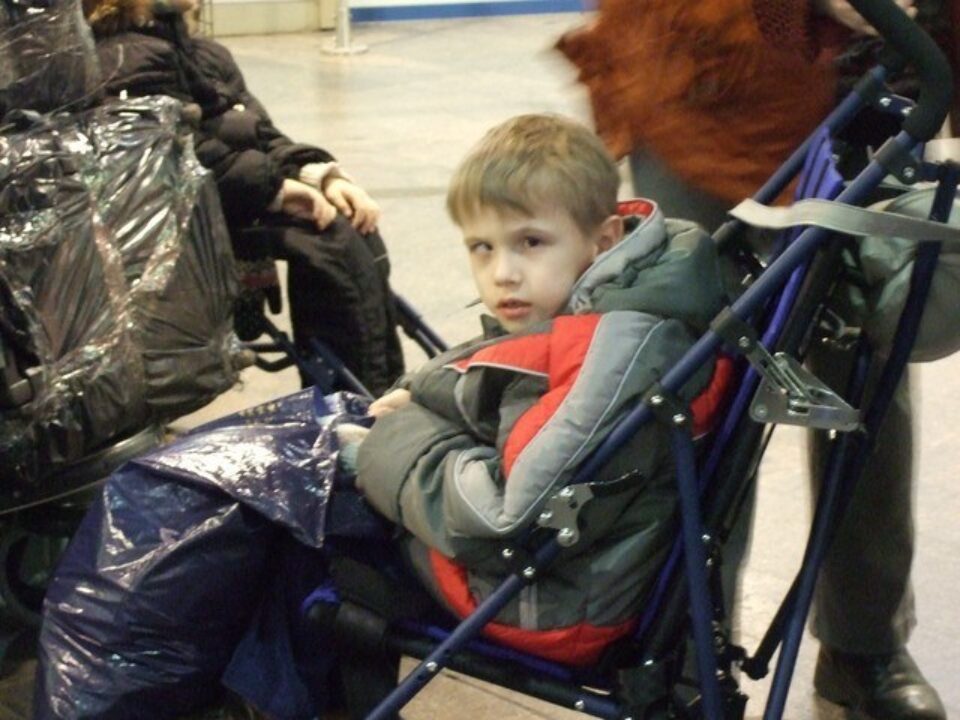 Возвращение в Москву группы детей с ограниченными возможностями из Института им. А. Петё в Будапеште — фото 5